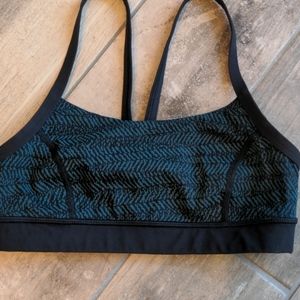 Lululemon sports bra